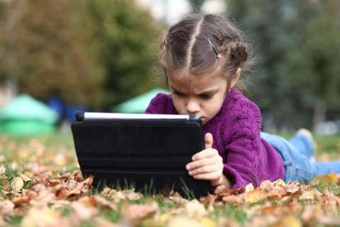 Screens can be great for learning, play and communication. Too much screen time can be unhealthy. Try to sit less and move more.