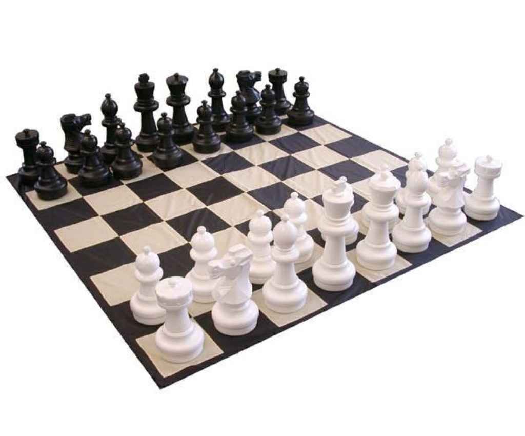 Cover image for event - Giant Games at Shepparton Library - Chess and Noughts & Crosses