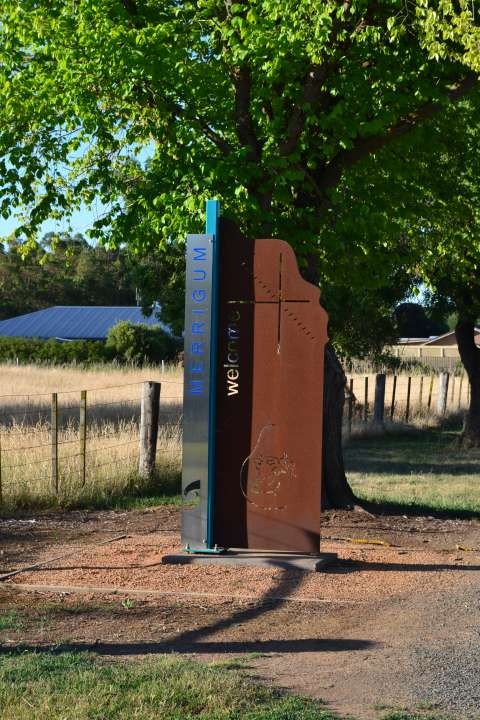 Merrigum Town Entrance Sign