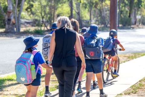 Walk to School Guthrie Street Primary-2000