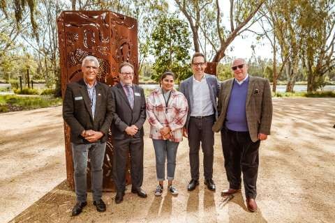 Steve Dimopoulos Visit White Night Artwork 15 GSC04819 28 September 2022 Lingy