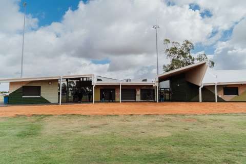 Vibert Reserve Opening 33  GSC7437 03 February 2023 Lingy