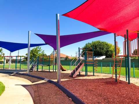 Furphy Park Shade Sails Opening - 20171207 -5956