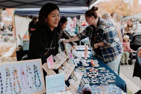 Tatura-market-80